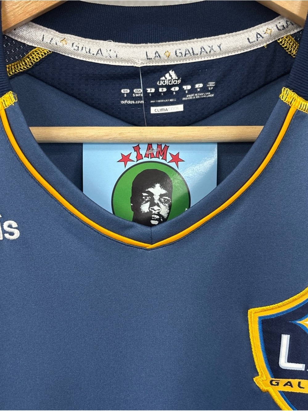 LA Galaxy Jersey Away Kit - Picture 4 of 5